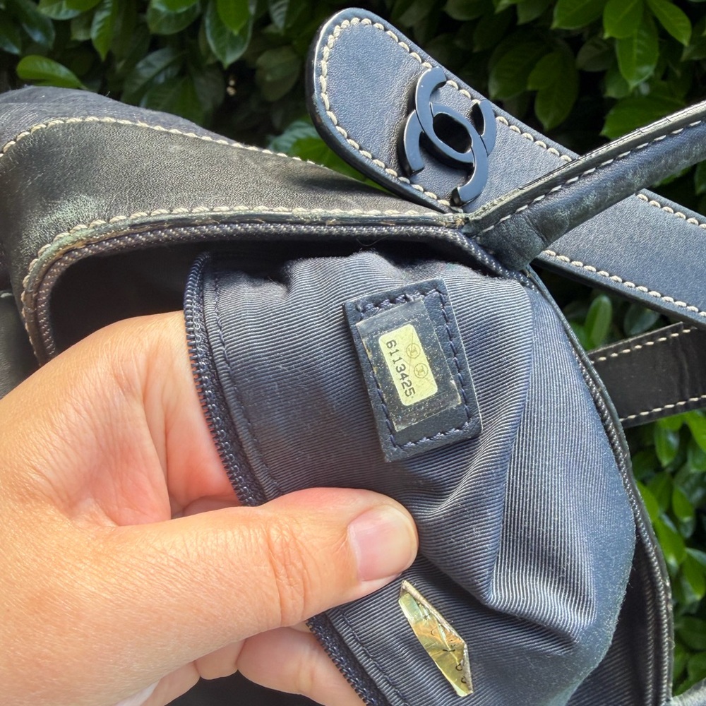 Chanel Turn lock tote bag denim executive work - Picture 11 of 12